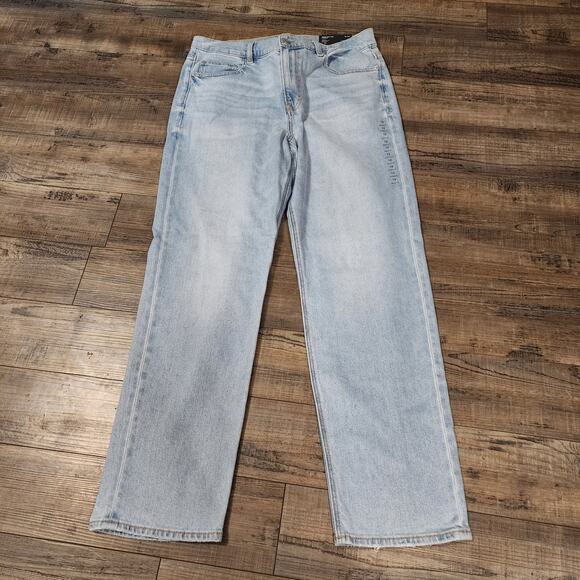 NWT American Eagle Jeans super high rise straight size 12 2274 - Picture 1 of 9